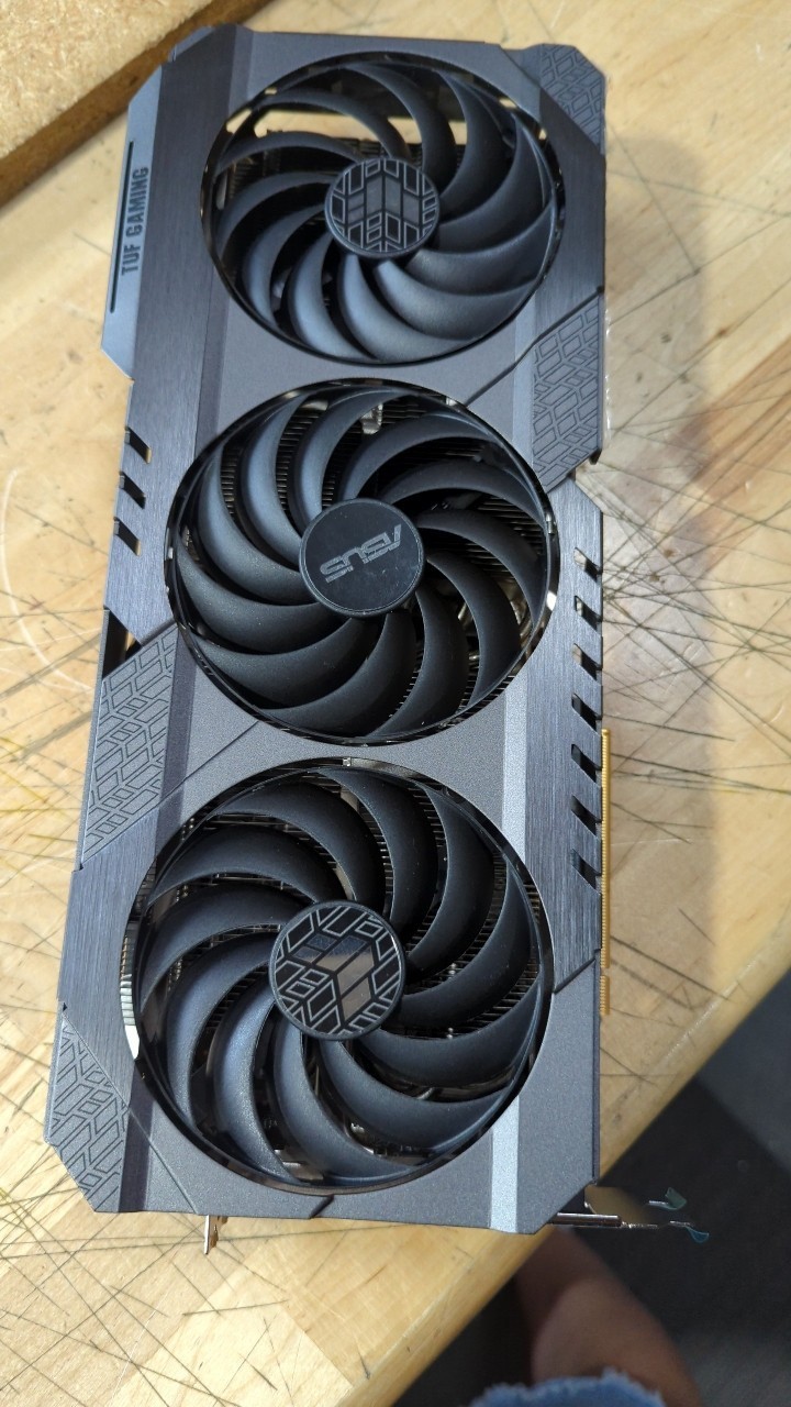 BH PENAWARAN TERBAIK UNTUK PAR - Rtx 4090 24Gb Graphics Card ulasan dan harga